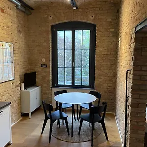  Apartment Stylisches Loft Mitten In Deutschland